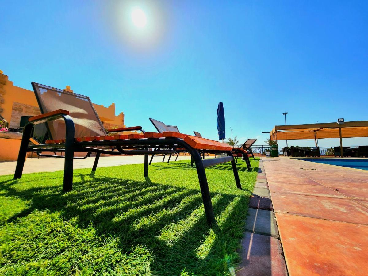 Front Line Heaven Hotel Al Burj Exterior photo